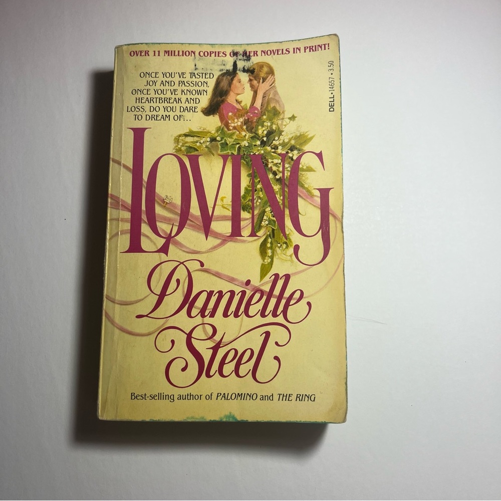Danielle Steel Loving Book